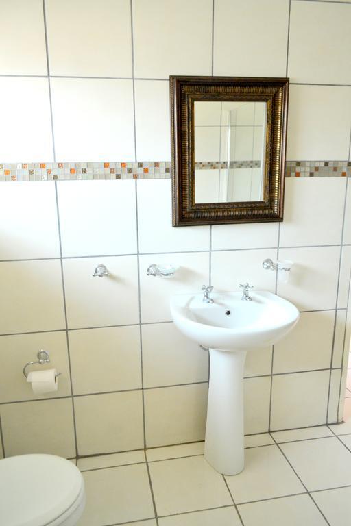 Jakobs Guesthouse & Cottage East London Δωμάτιο φωτογραφία